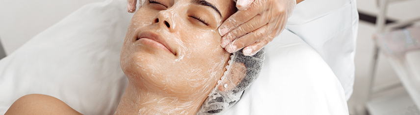 Clinica Bolzan - blog - Entenda o que é a limpeza de pele profunda